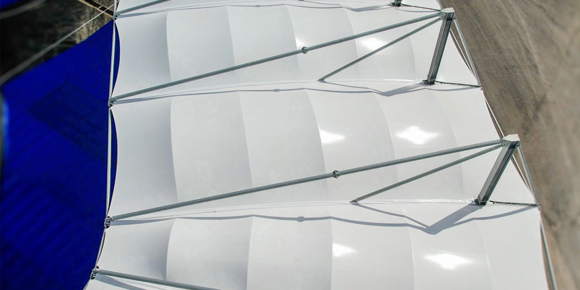 Stila Functional Roofed Tribune